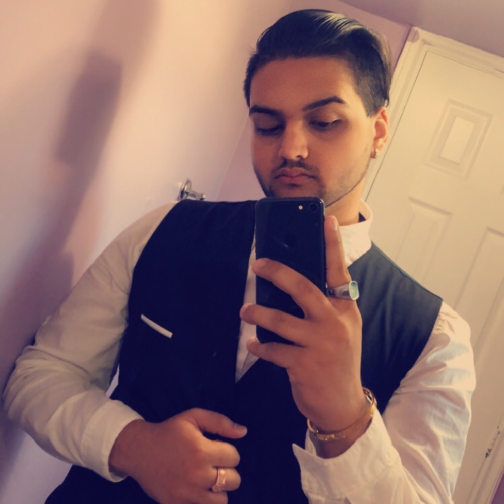 Meet your Posher, Abhay